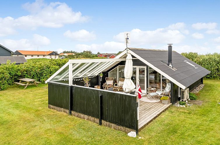 Vakantiehuis "Kamile" - 400m from the sea