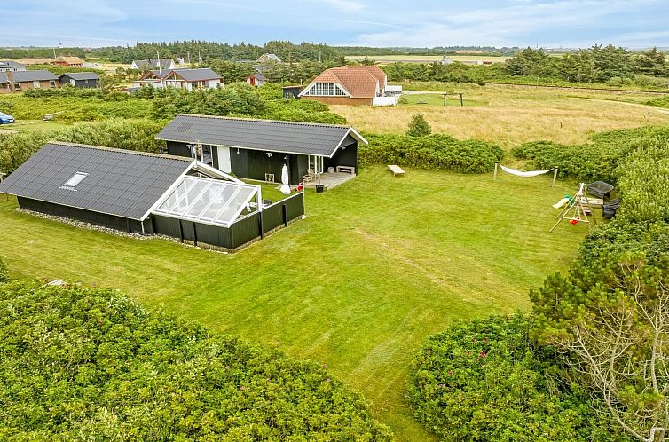 Vakantiehuis "Kamile" - 400m from the sea