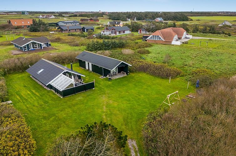 Vakantiehuis "Kamile" - 400m from the sea