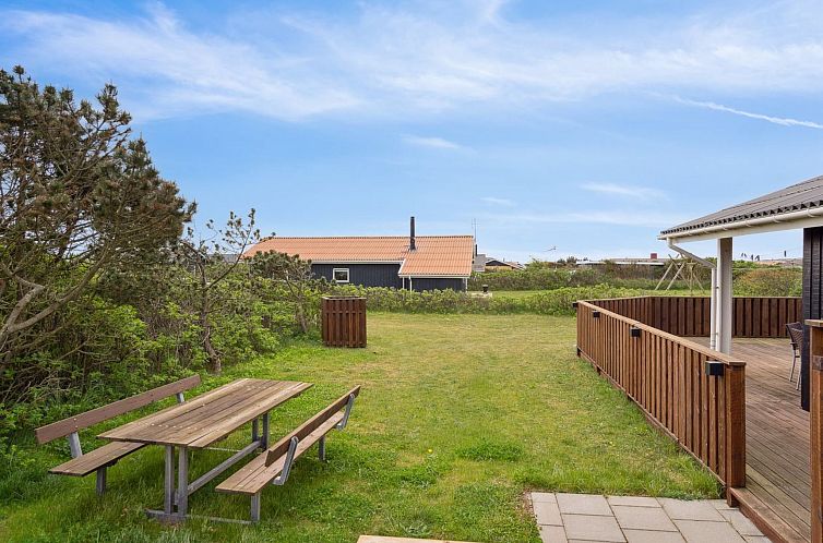 Vakantiehuis "Wolter" - 700m from the sea