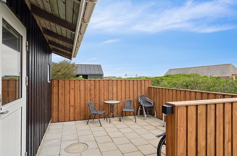 Vakantiehuis "Wolter" - 700m from the sea