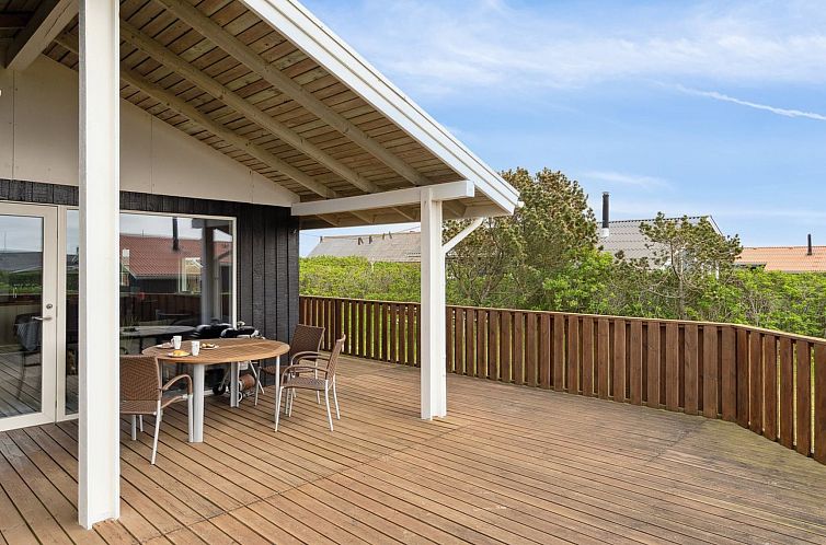 Vakantiehuis "Wolter" - 700m from the sea
