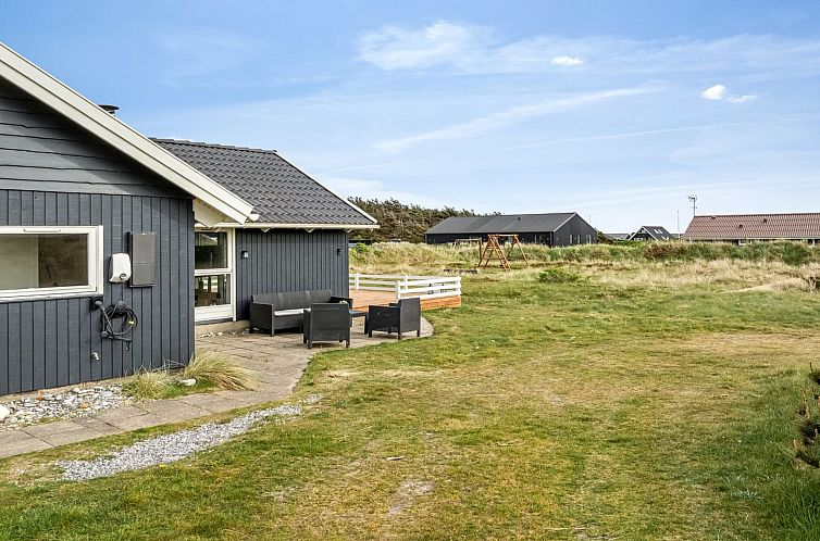 Vakantiehuis "Filip" - 100m from the sea