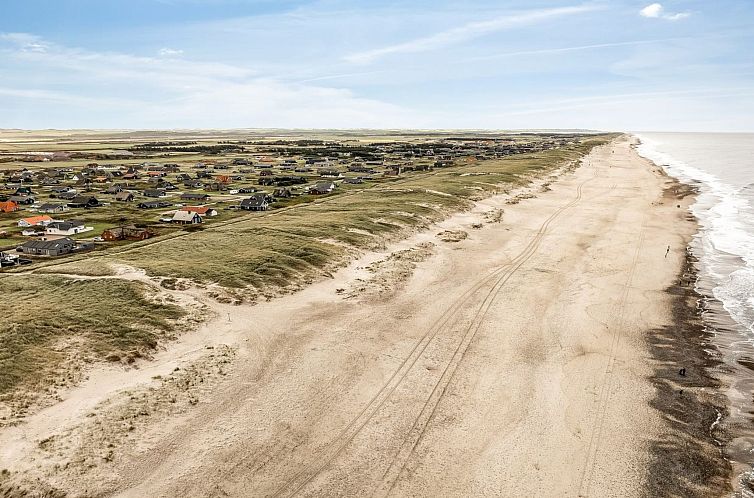 Vakantiehuis "Kristanna" - 150m from the sea