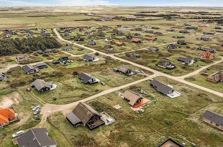 Vakantiehuis "Kristanna" - 150m from the sea