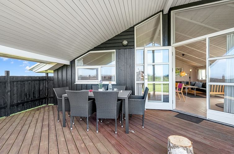 Vakantiehuis "Eemil" - 700m from the sea