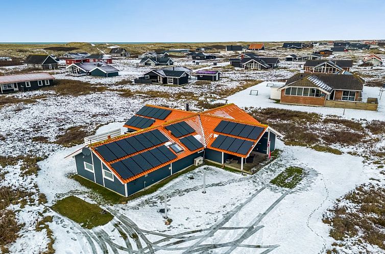 Vakantiehuis "Doris" - 150m from the sea