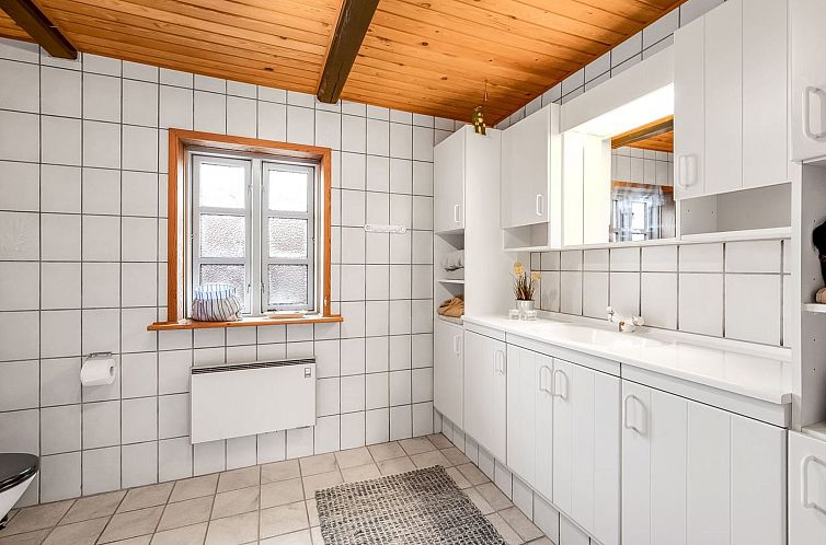 Vakantiehuis "Orvo" - 150m from the sea