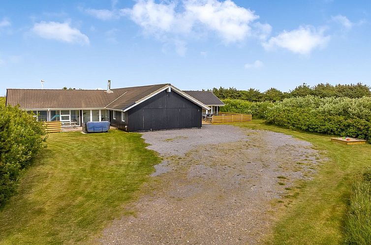 Vakantiehuis "Eftim" - 500m from the sea