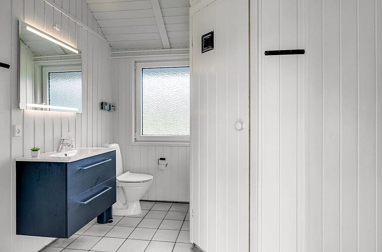 Vakantiehuis "Eftim" - 500m from the sea