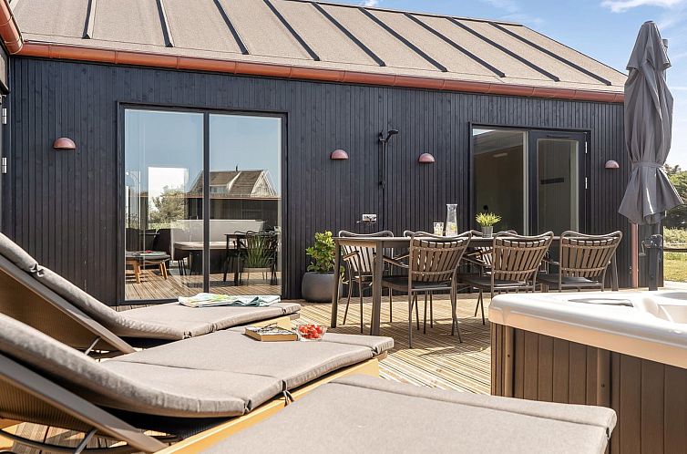 Vakantiehuis "Konrad" -  from the sea