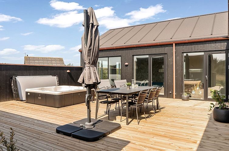 Vakantiehuis "Konrad" -  from the sea