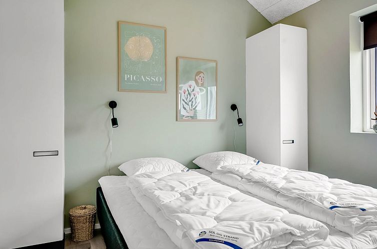 Vakantiehuis "Konrad" -  from the sea