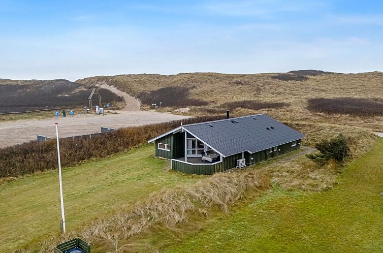 Vakantiehuis "Mimo" - 150m from the sea