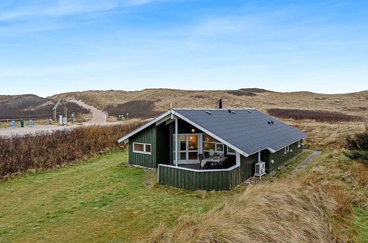 Vakantiehuis "Mimo" - 150m from the sea