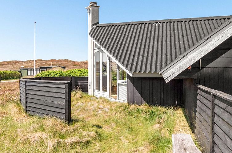 Vakantiehuis "Eldmar" - 500m from the sea