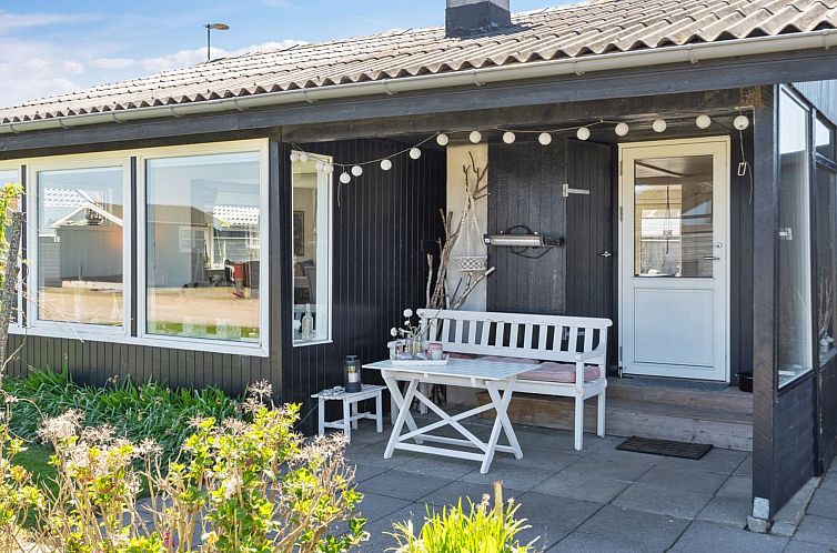 Vakantiehuis "Elisabeta" - 60m from the sea