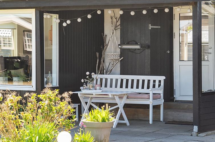 Vakantiehuis "Elisabeta" - 60m from the sea