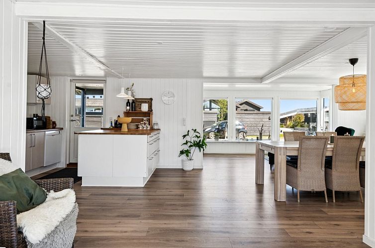 Vakantiehuis "Elisabeta" - 60m from the sea