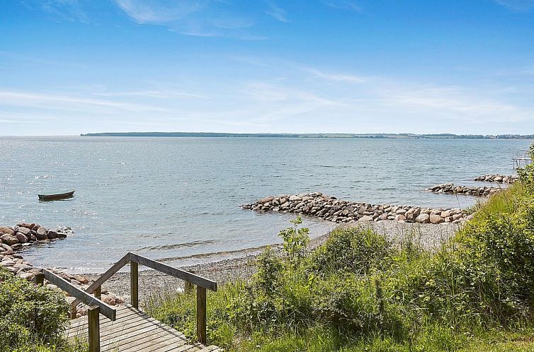 Vakantiehuis "Arnetta" - 150m from the sea