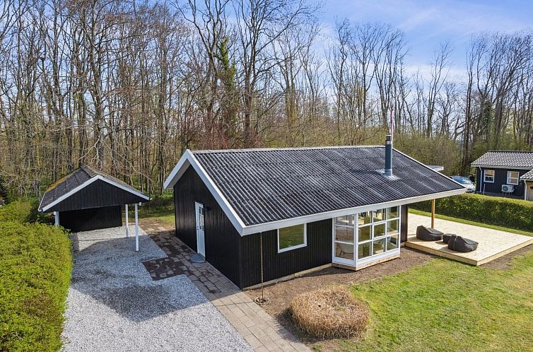 Vakantiehuis "Arnetta" - 150m from the sea