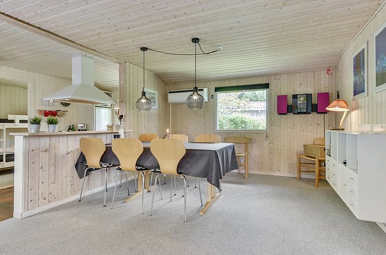 Vakantiehuis "Agnita" - 300m from the sea