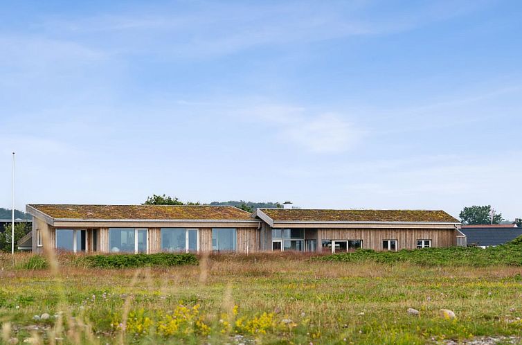 Vakantiehuis "Ovine" - 300m from the sea