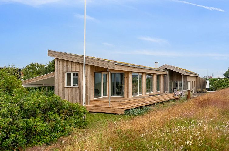 Vakantiehuis "Ovine" - 300m from the sea