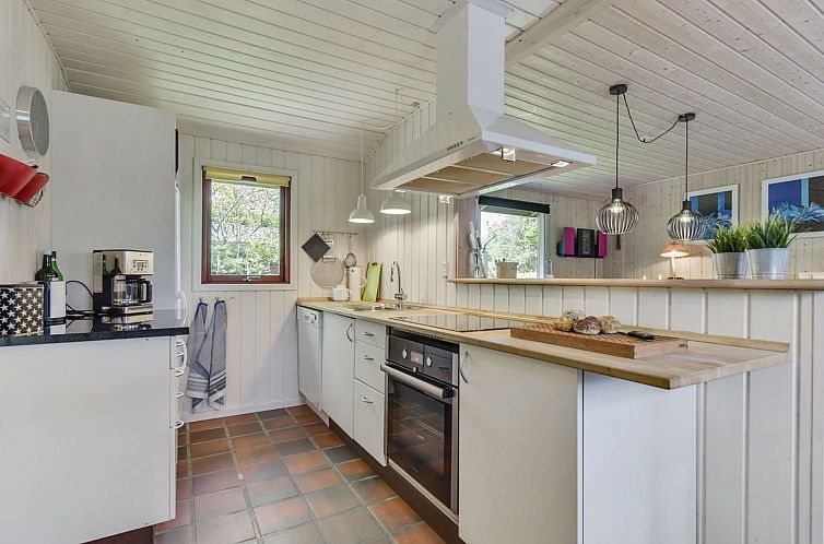 Vakantiehuis "Sinika" - 400m from the sea