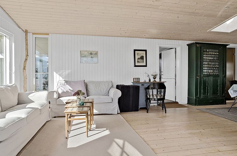 Vakantiehuis "Sinika" - 400m from the sea