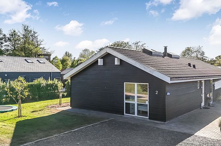 Vakantiehuis "Shania" - 300m from the sea