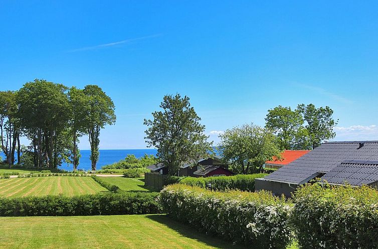 Vakantiehuis "Shania" - 300m from the sea