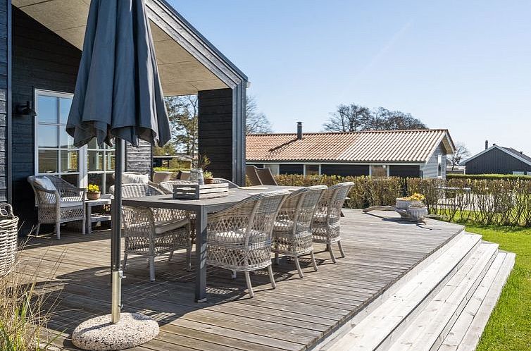 Vakantiehuis "Ovine" - 300m from the sea