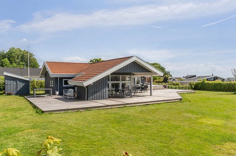 Vakantiehuis "Nahele" - 150m from the sea