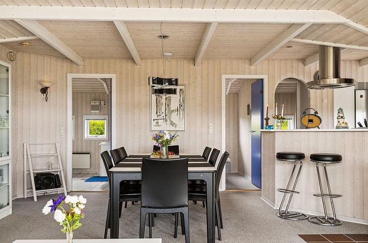 Vakantiehuis "Nahele" - 150m from the sea