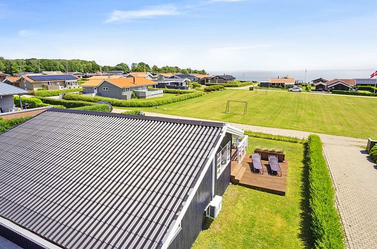 Vakantiehuis "Jolanta" - 275m from the sea