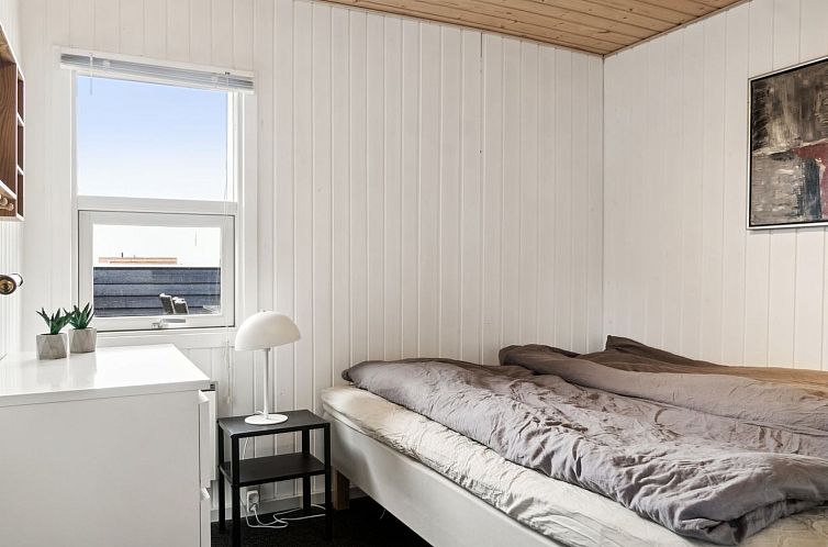 Vakantiehuis "Jolanta" - 275m from the sea