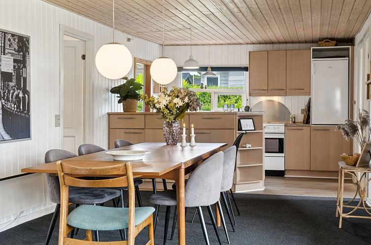 Vakantiehuis "Jolanta" - 275m from the sea