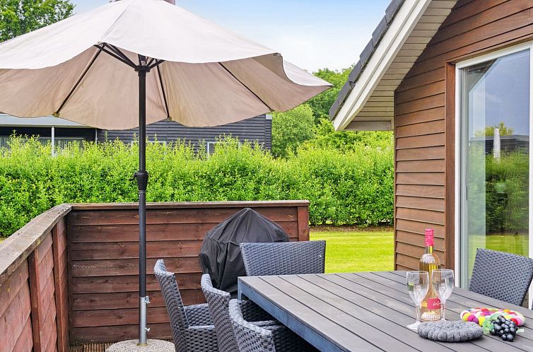 Vakantiehuis "Elisabeta" - 60m from the sea