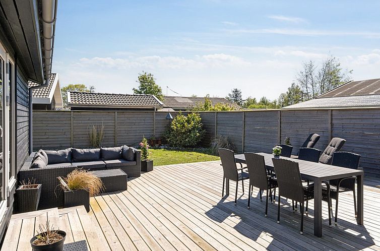 Vakantiehuis "Elisabeta" - 60m from the sea