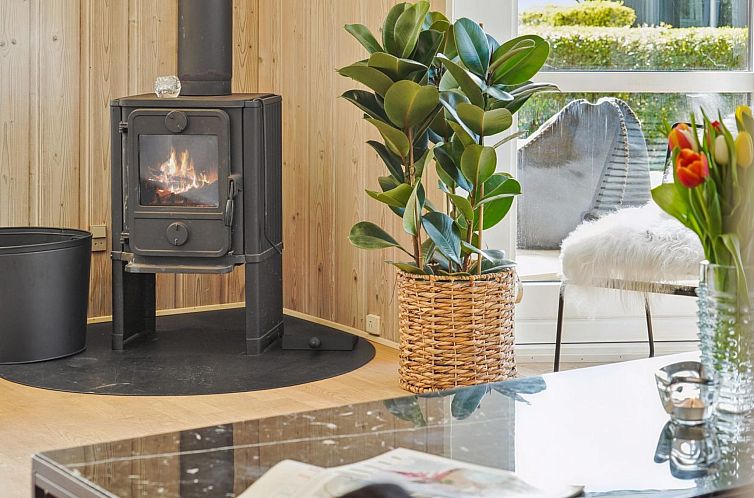 Vakantiehuis "Arnetta" - 150m from the sea