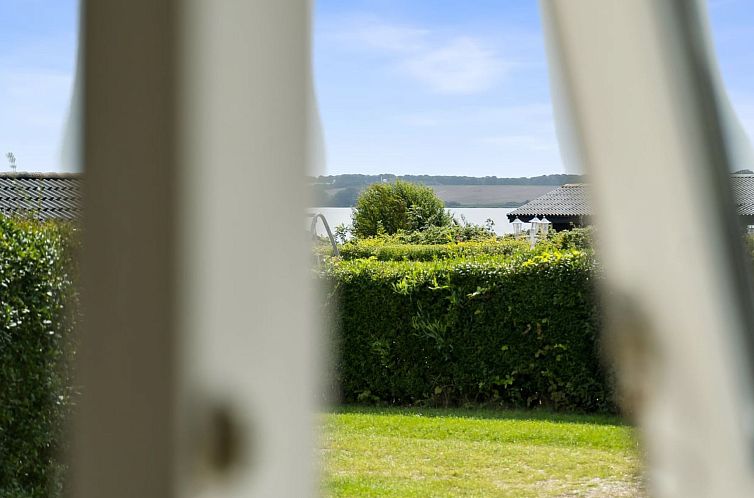 Vakantiehuis "Arnetta" - 150m from the sea