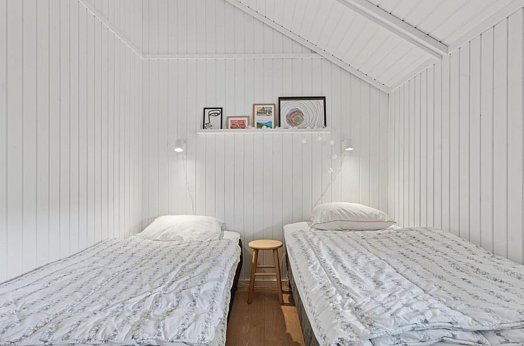 Vakantiehuis "Hannah" - 200m from the sea