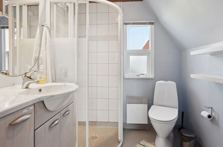 Vakantiehuis "Leve" - 200m from the sea