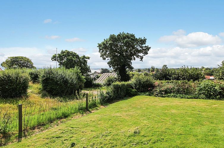 Vakantiehuis "Lillebror" - 200m from the sea