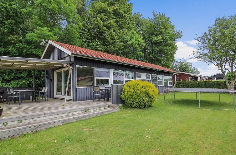 Vakantiehuis "Giselle" - 150m from the sea