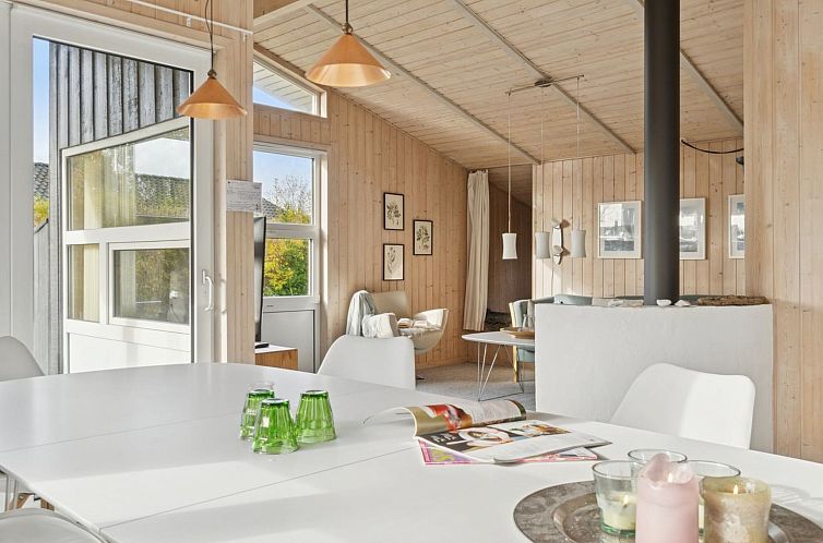 Vakantiehuis "Giselle" - 150m from the sea