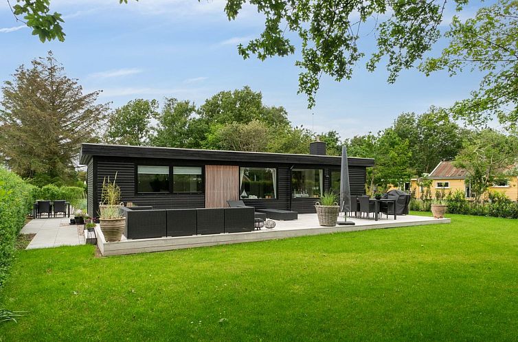 Vakantiehuis "Ekatarina" - 125m from the sea