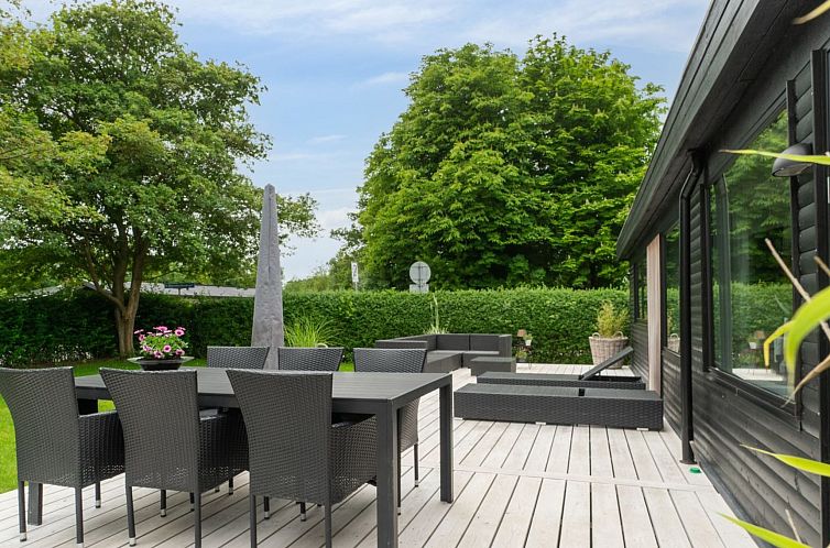Vakantiehuis "Ekatarina" - 125m from the sea