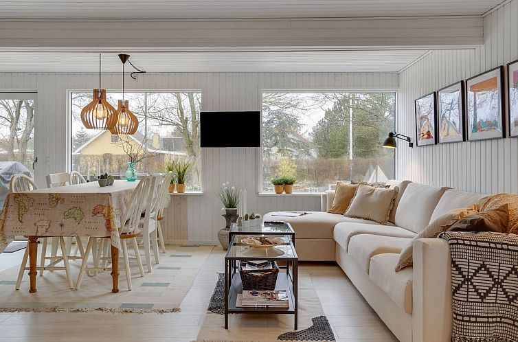 Vakantiehuis "Ekatarina" - 125m from the sea